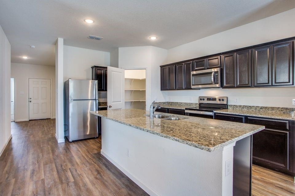 304 Briar Cove - Photo 1