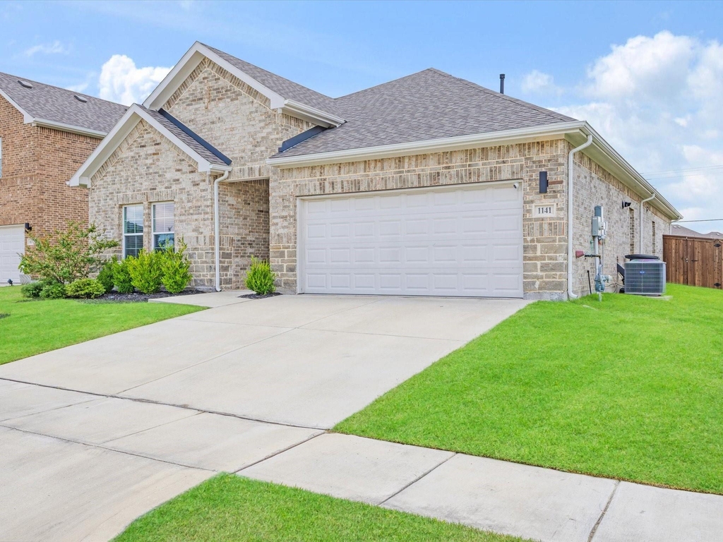 1141 Garden Grove Lane - Photo 2