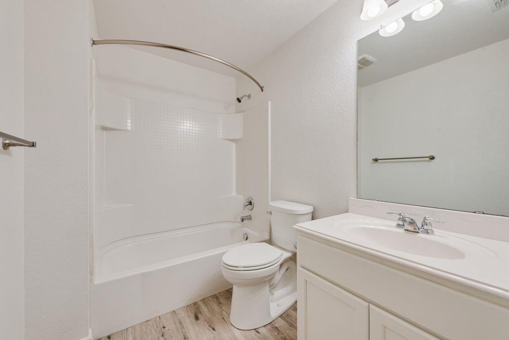 1816 Castle Creek Drive - Photo 13