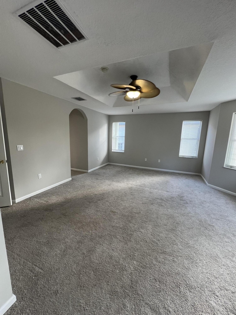 9070 Dupont Place - Photo 18