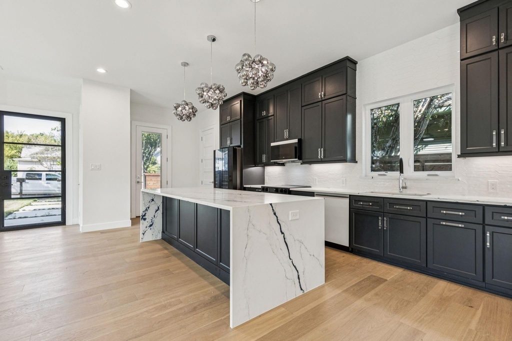 900 Haines Avenue - Photo 3
