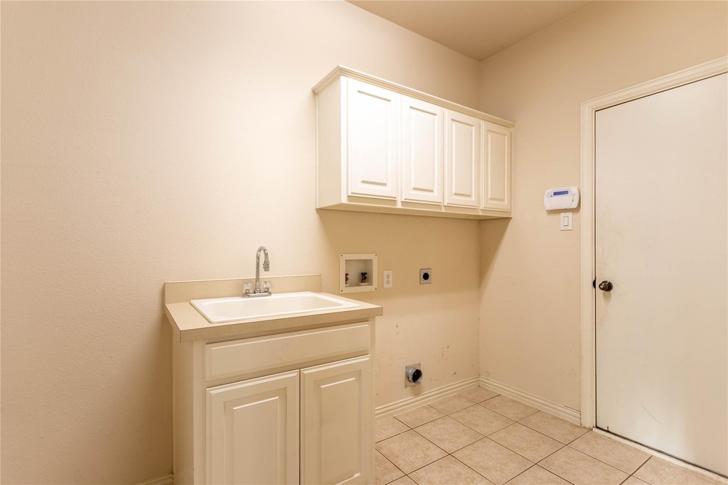 413 Brookmere Lane - Photo 10
