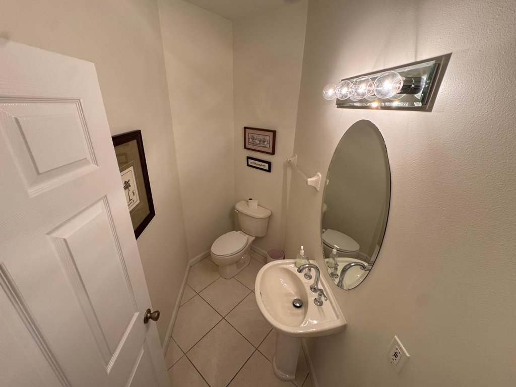 8246 Mulligan Circle - Photo 10