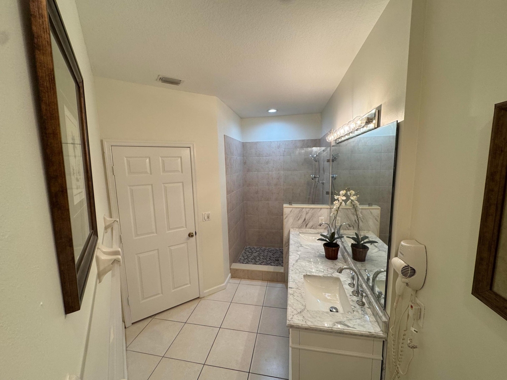 8246 Mulligan Circle - Photo 8
