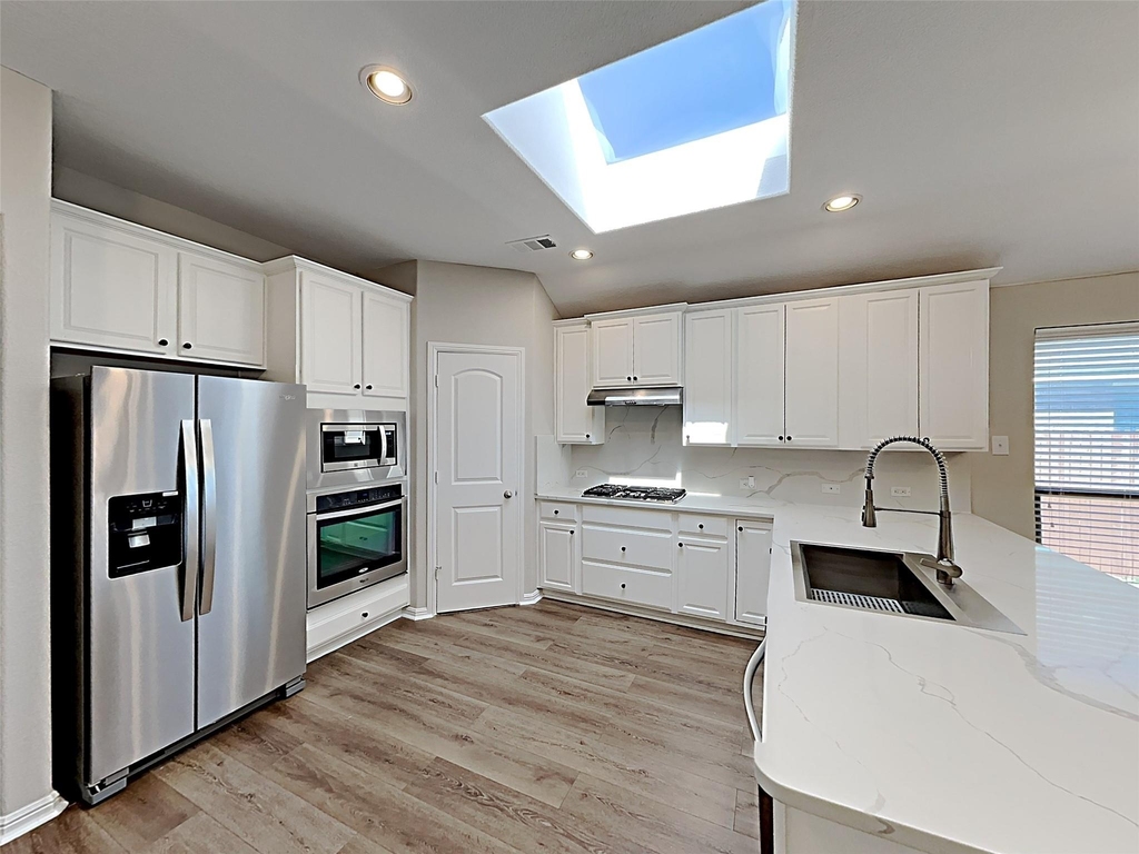 1025 Prairie Heights Drive - Photo 1