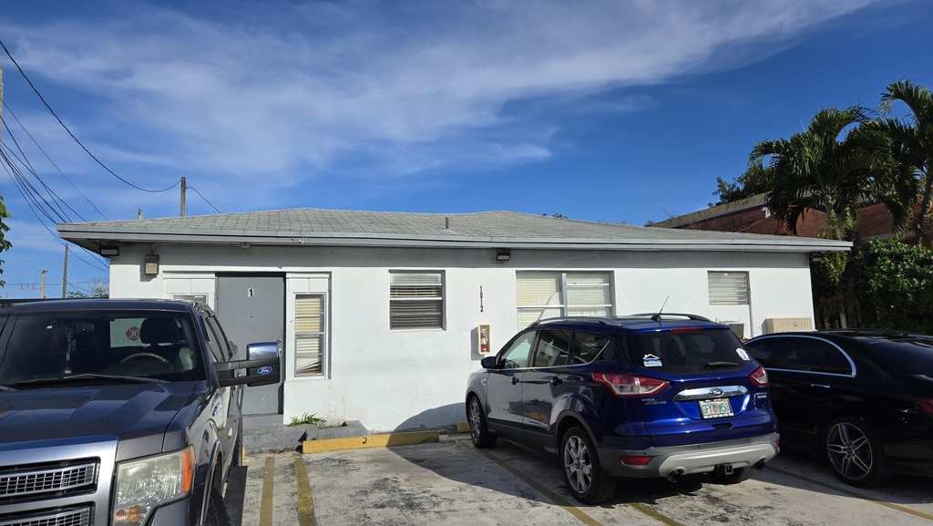 1012 Nw 2nd - Photo 8