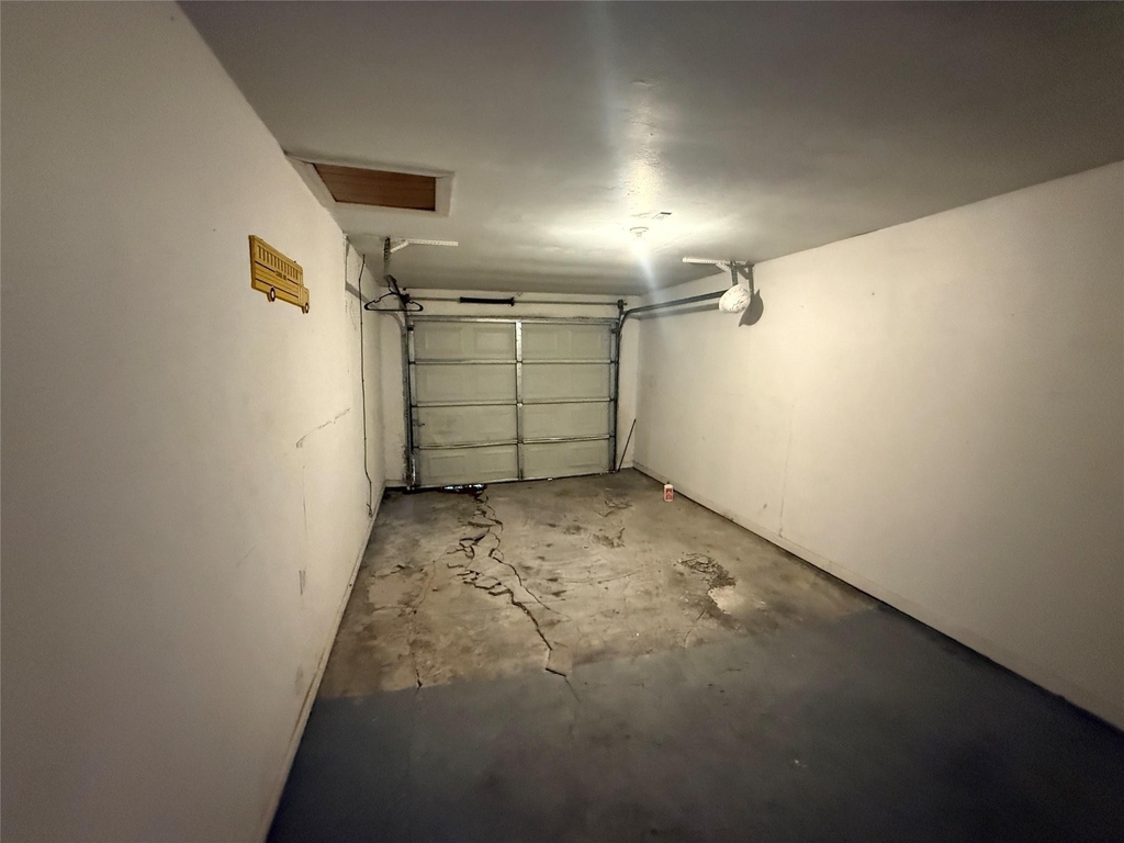 100 E Brown Street - Photo 11