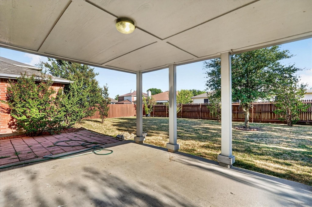 2112 Aster Trail - Photo 11