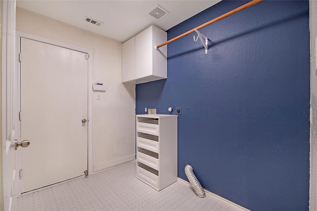 8172 Peacock Lane - Photo 34