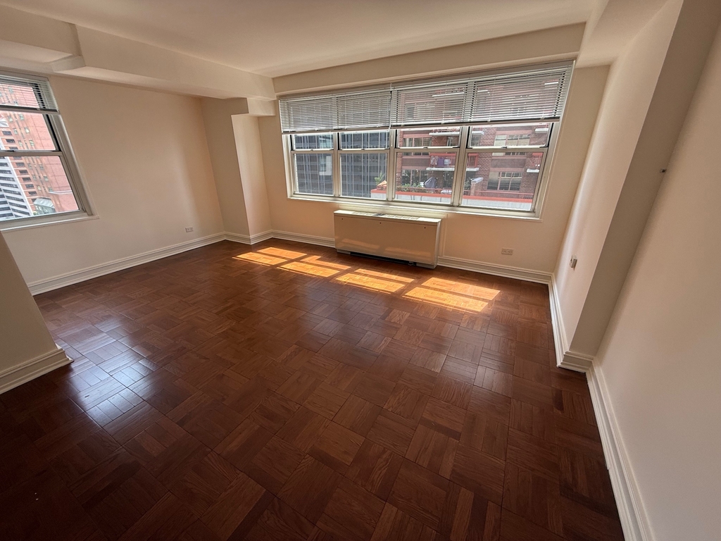 888 Eight Ave - Photo 1