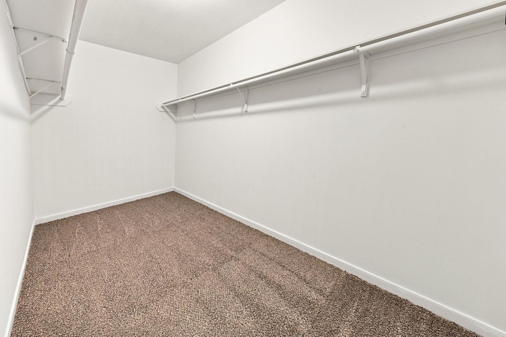 6811 Waterlilly View Lane - Photo 16