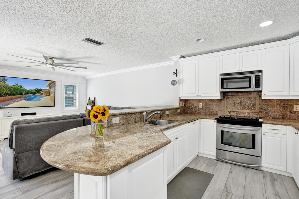 4142 Nw 58th Drive - Photo 22