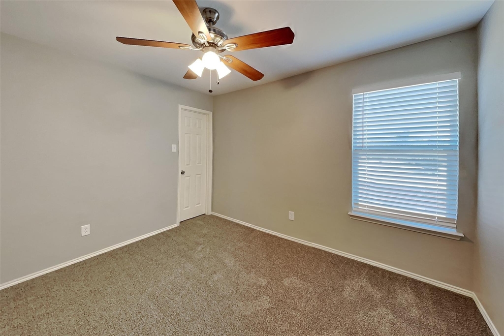 11616 Bobcat Drive - Photo 15