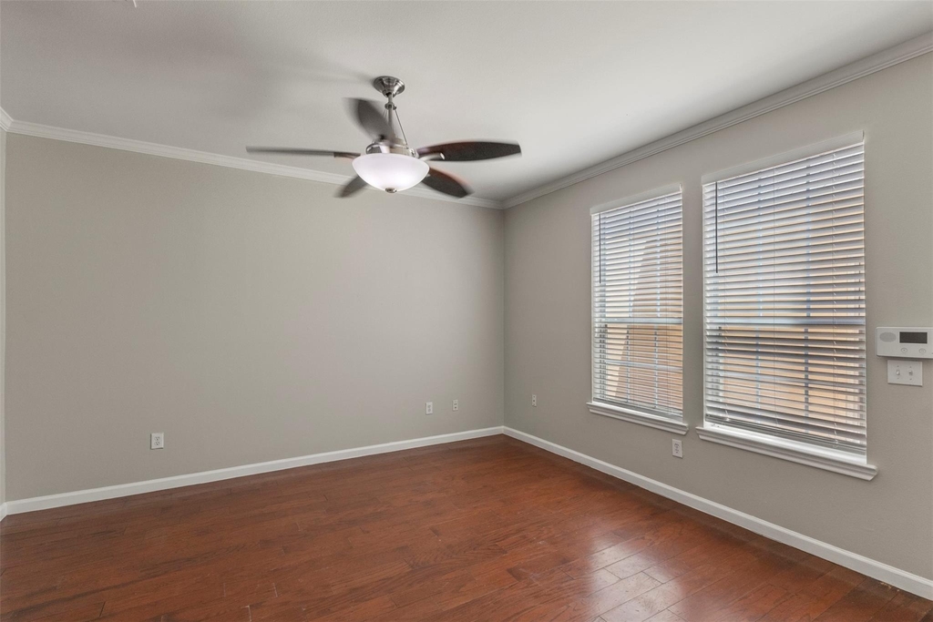 8015 Ederville Circle - Photo 3