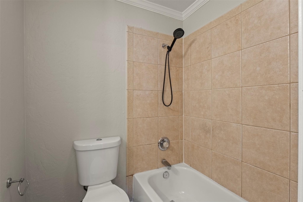 8015 Ederville Circle - Photo 12