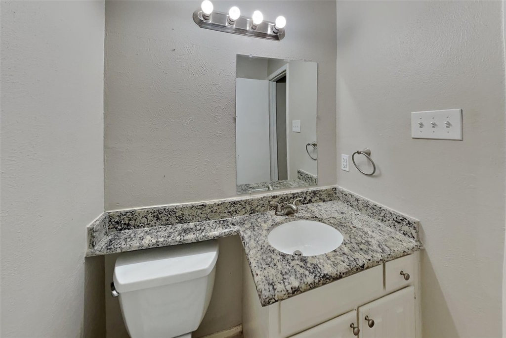 4208 Selina Court - Photo 7
