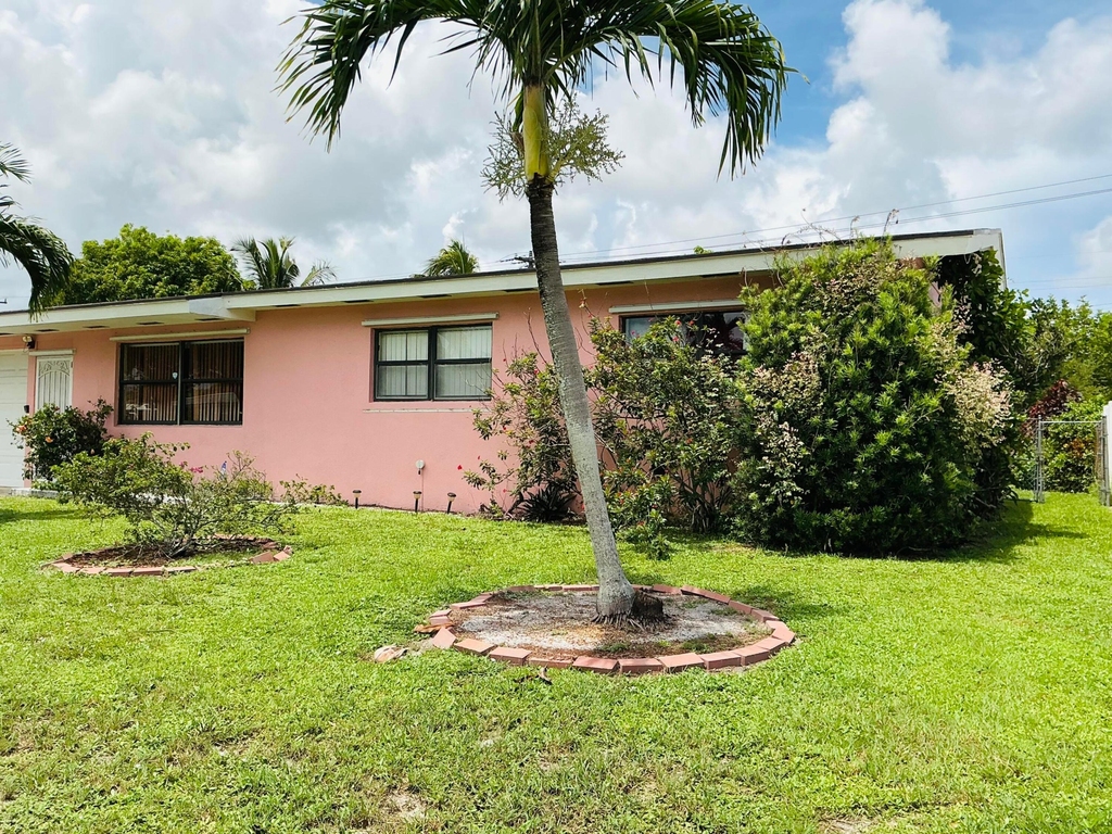 4057 Chukker Drive - Photo 2