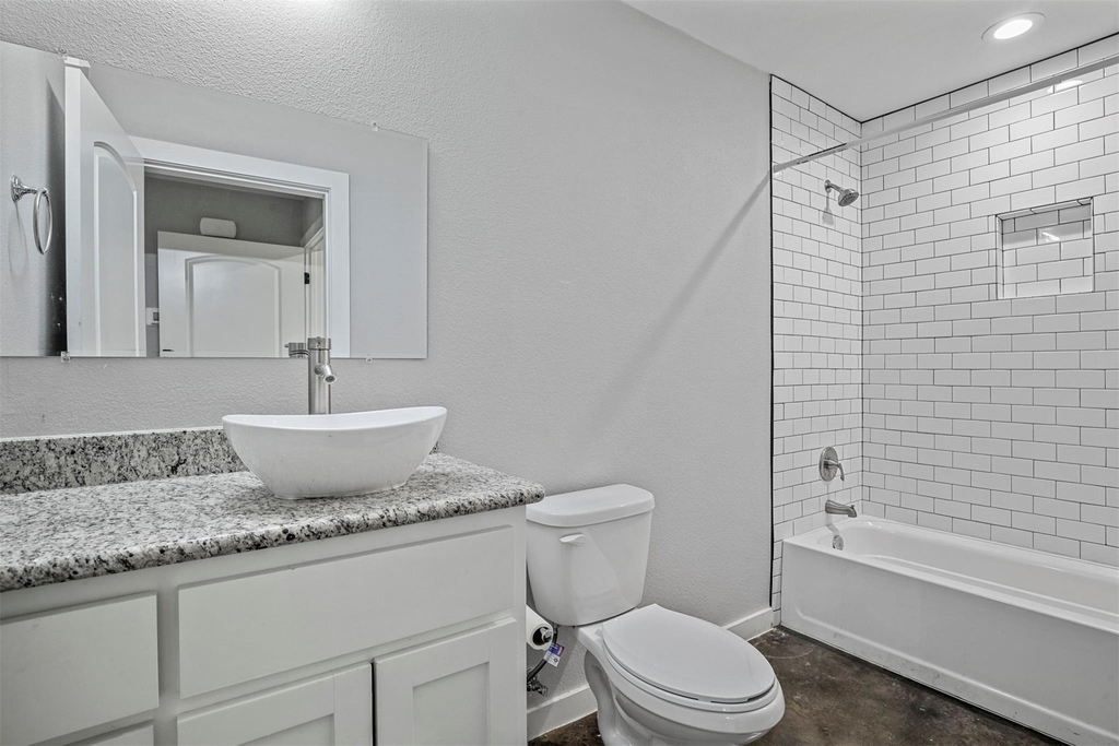 410 S Mirick Avenue - Photo 11