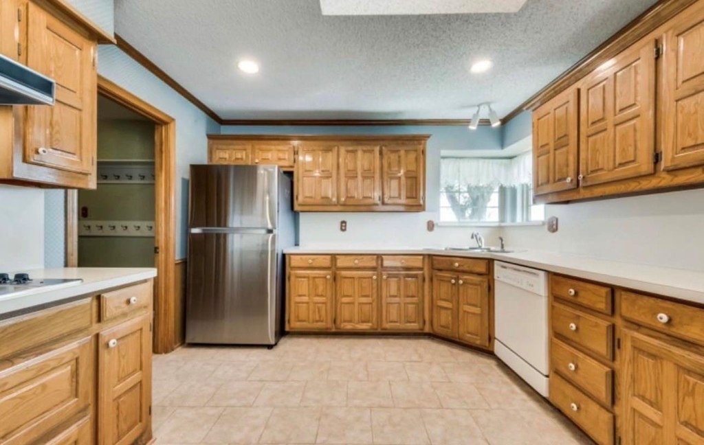 8110 Rawhide Road - Photo 6