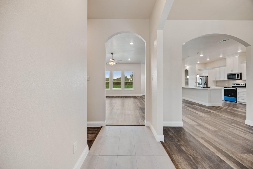 3334 Knight Street - Photo 8