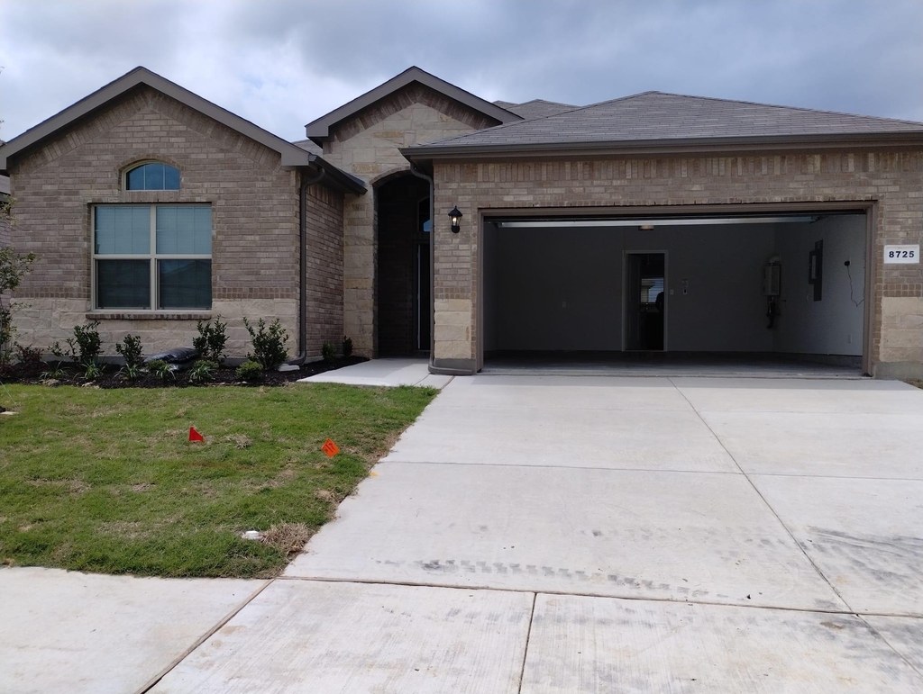 8725 Willowsun Way - Photo 0