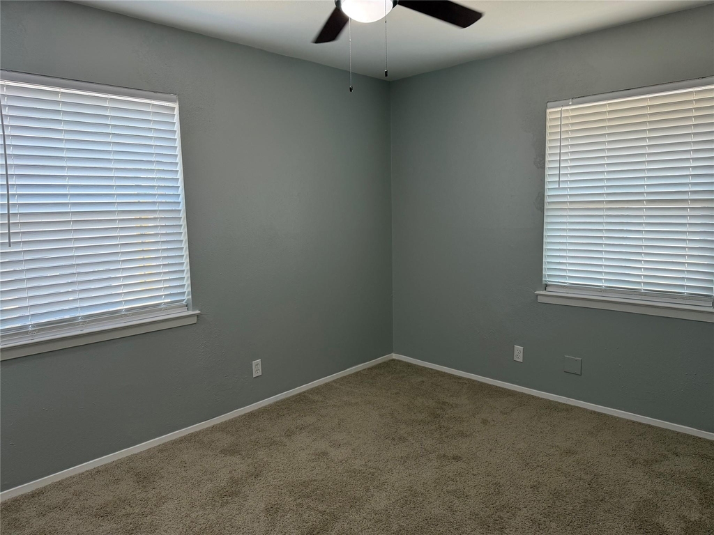 2509 Normont Circle - Photo 7