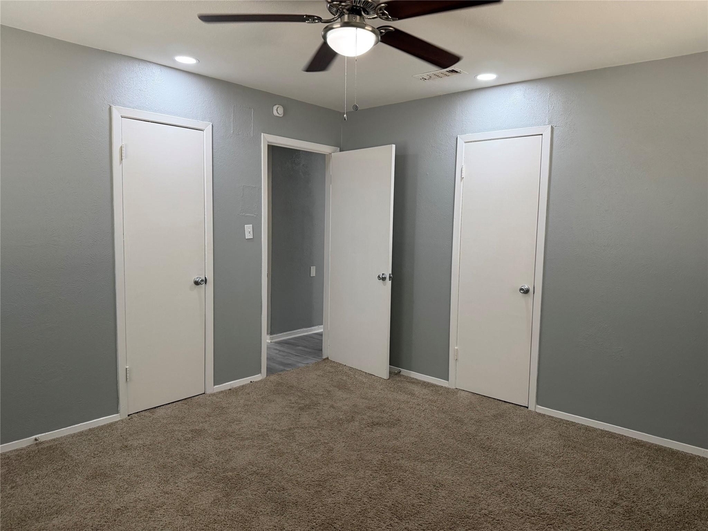 2509 Normont Circle - Photo 6