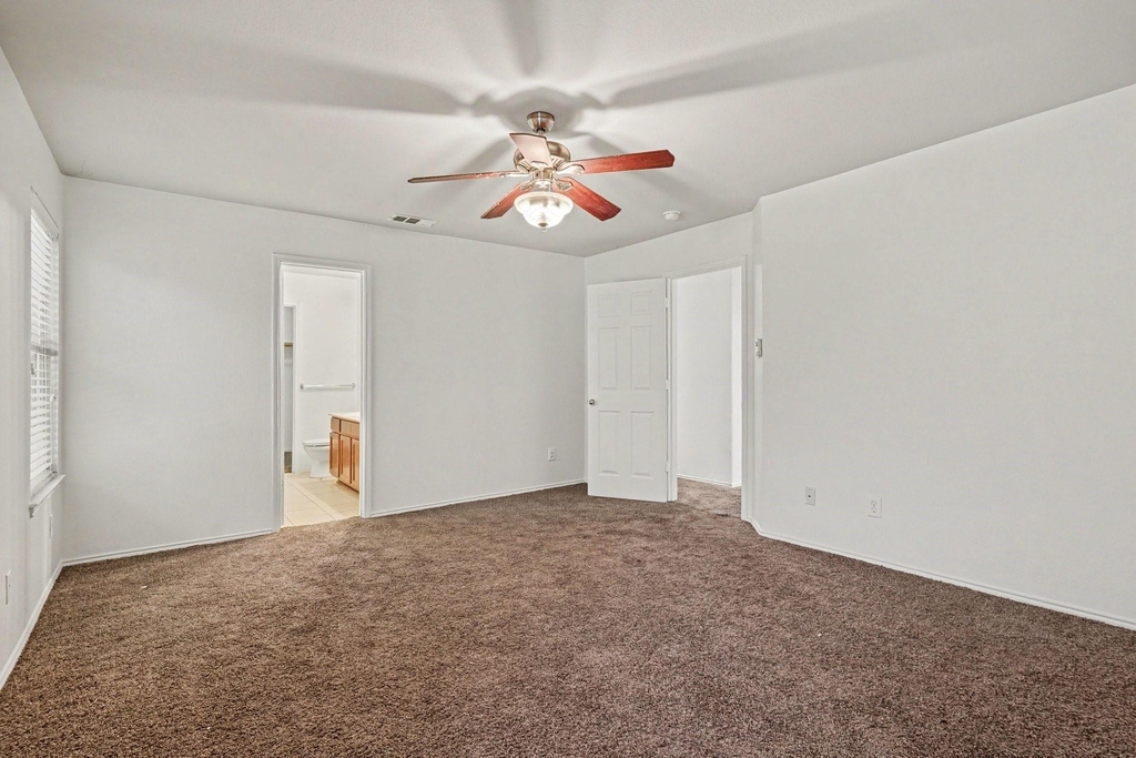 2417 Horseback Trail - Photo 16