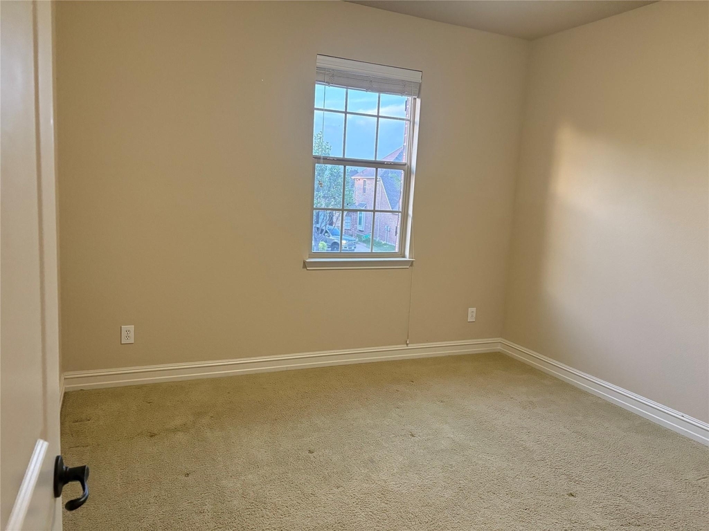 2530 Broadway Drive - Photo 31