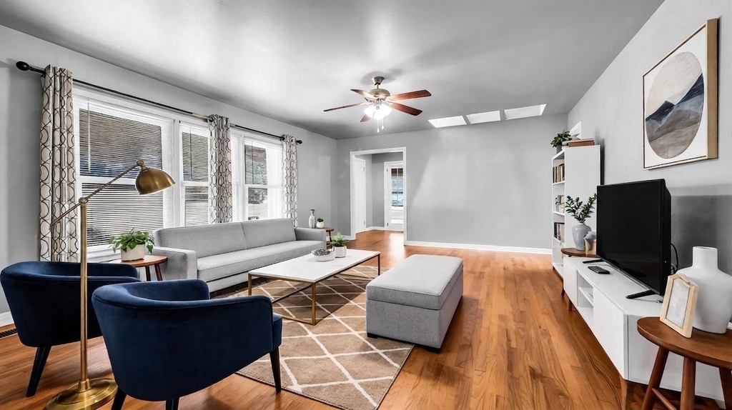 1528 W Day Street - Photo 2