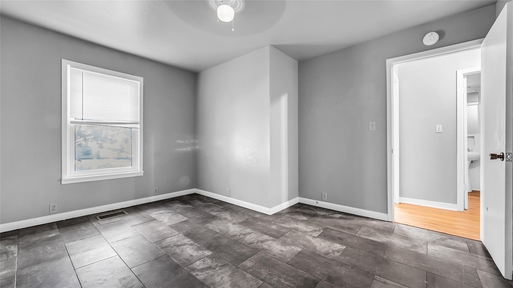 1528 W Day Street - Photo 23