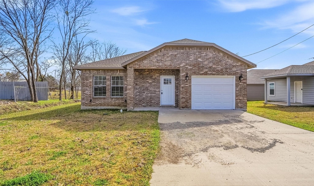 4215 Oneal Street - Photo 0