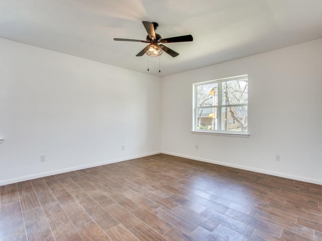 1307 Worthington Street - Photo 3