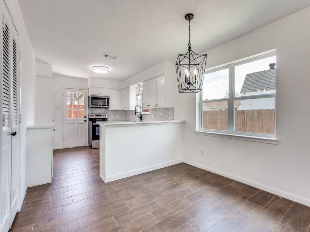 1307 Worthington Street - Photo 6