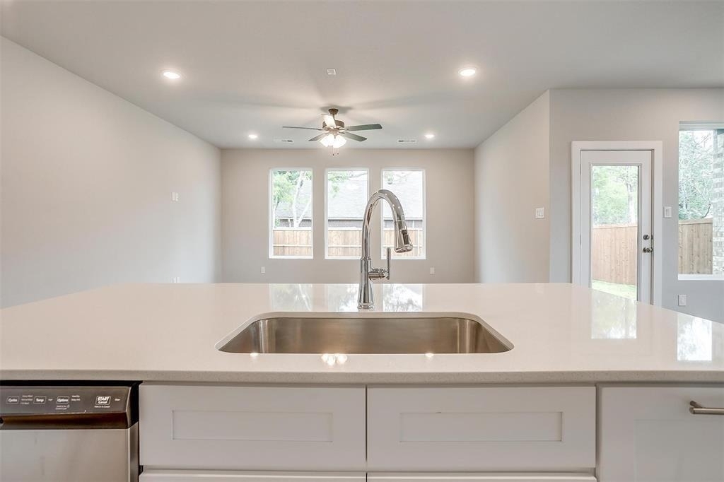 4525 Hogans Alley Drive - Photo 5