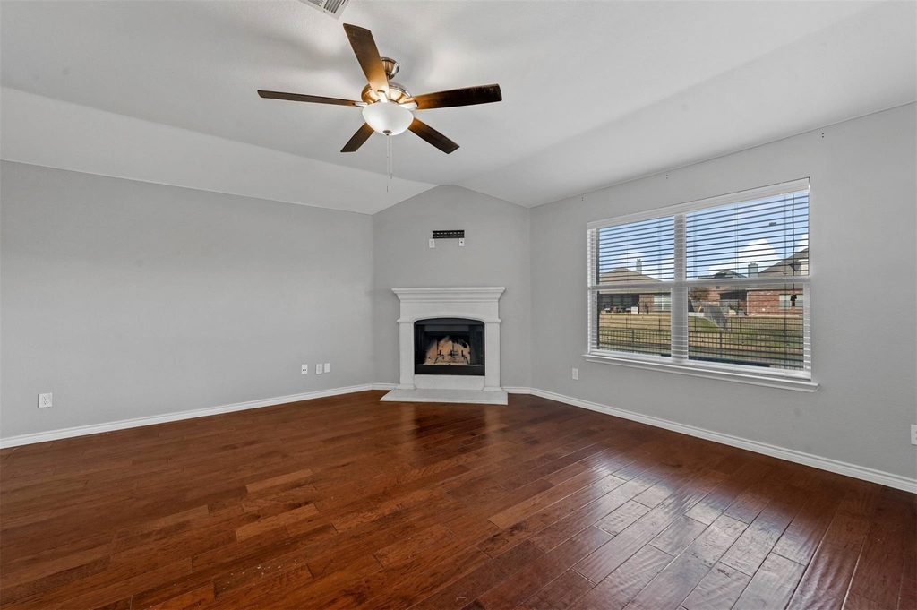 5590 Manitou Drive - Photo 2