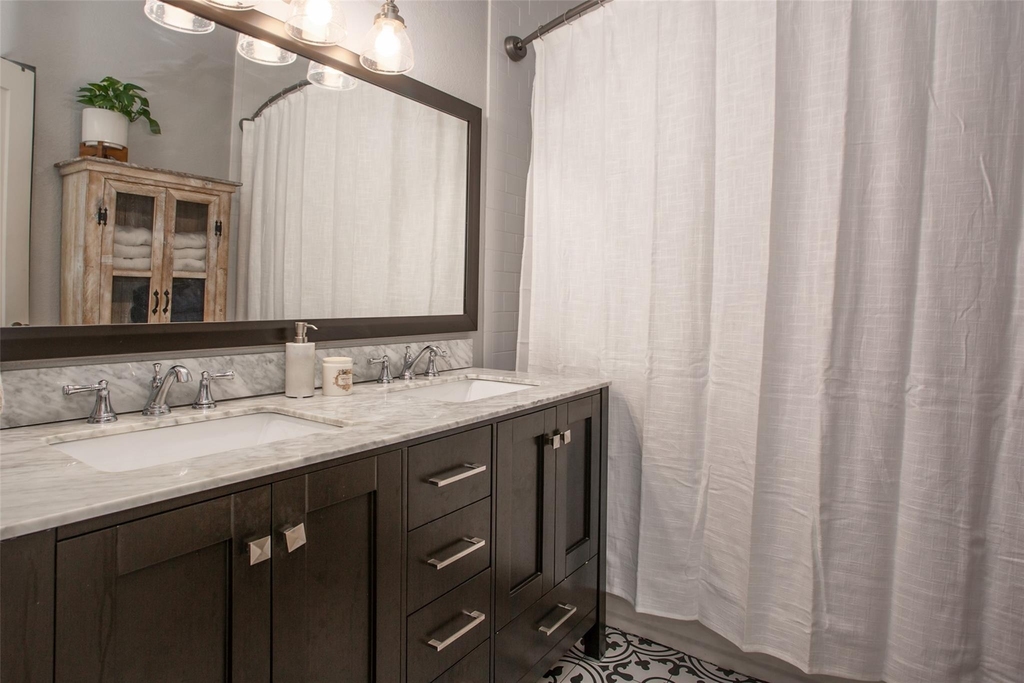 4826 Pershing Avenue - Photo 21