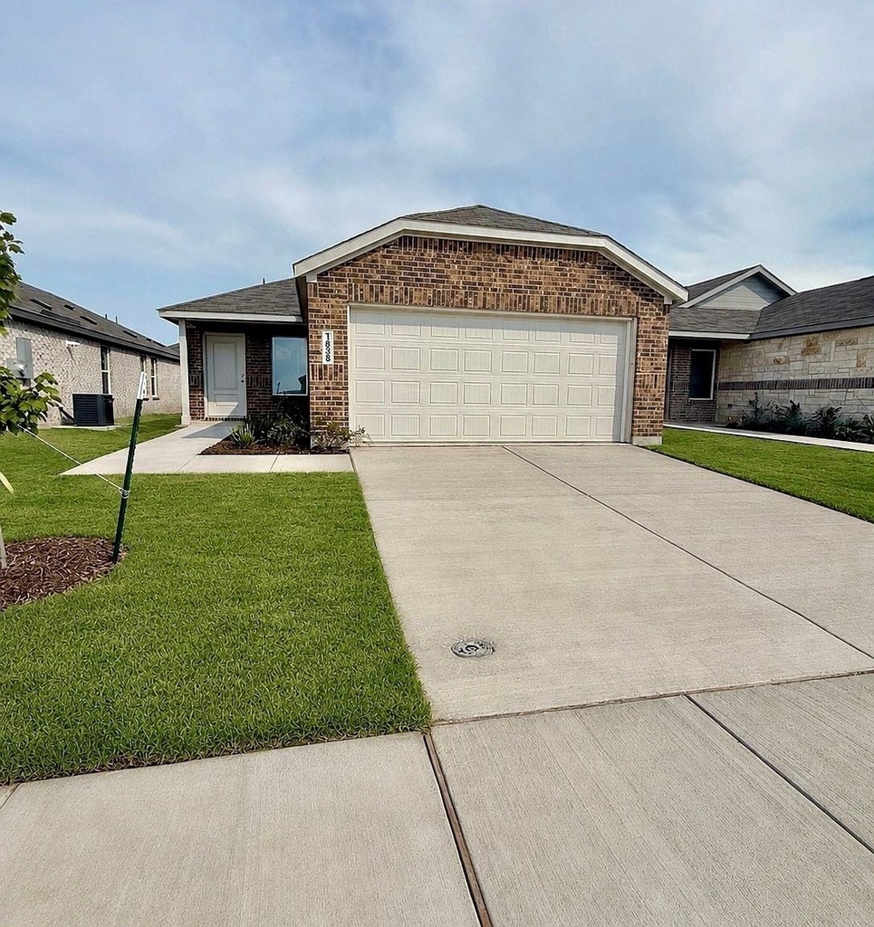 1409 Merlin Bluff Street - Photo 0