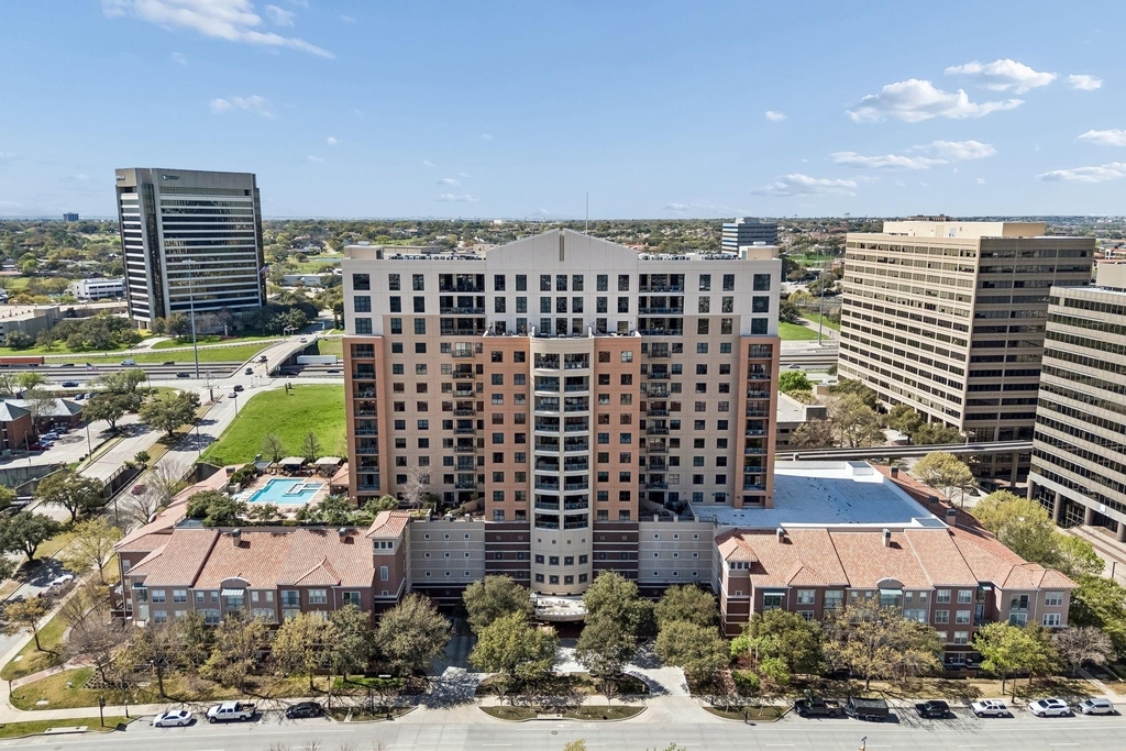 330 Las Colinas Boulevard E - Photo 19