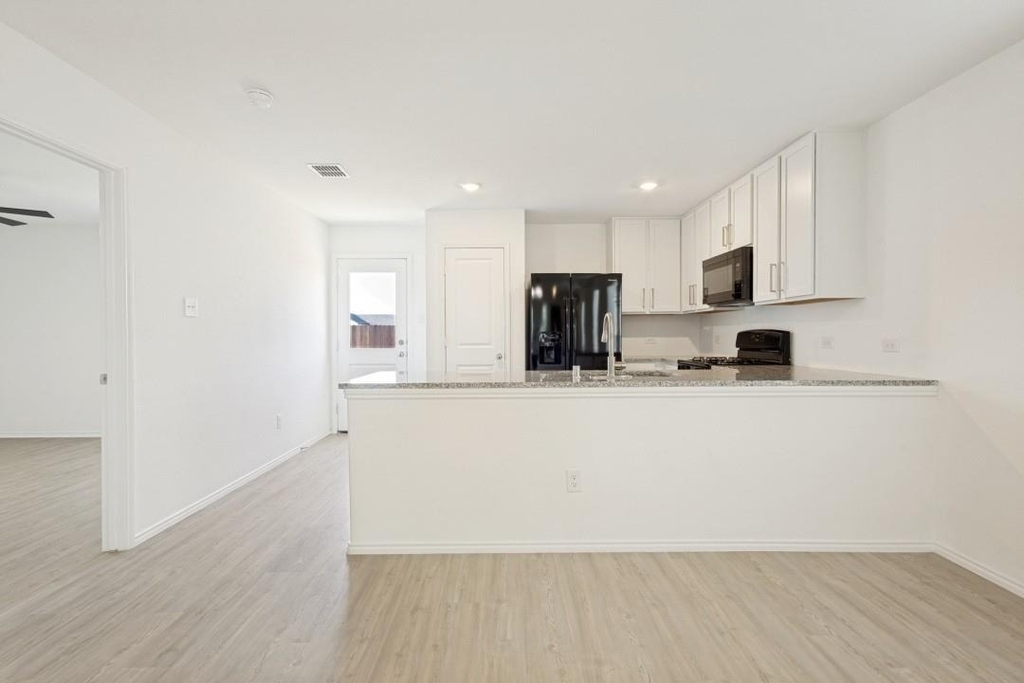 3037 Ashbrook Lane - Photo 19