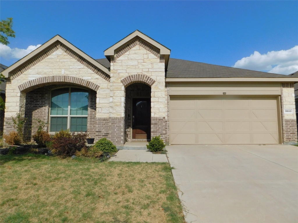 3500 Kingsview Drive - Photo 1