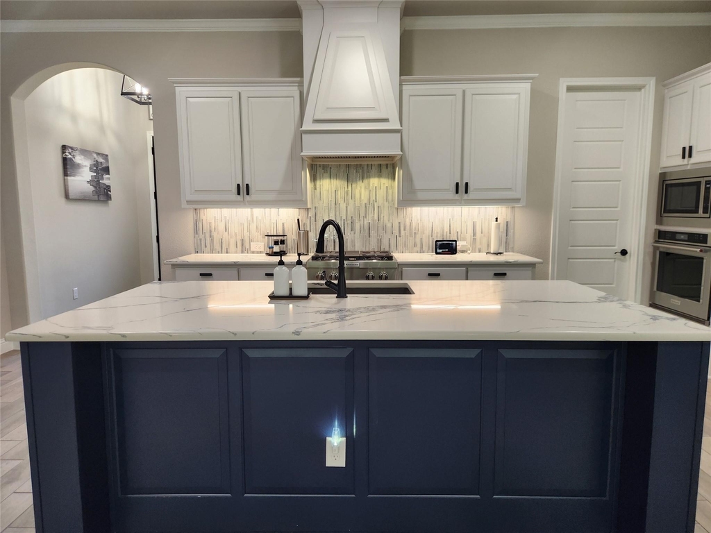 1000 Nogalito Avenue - Photo 1