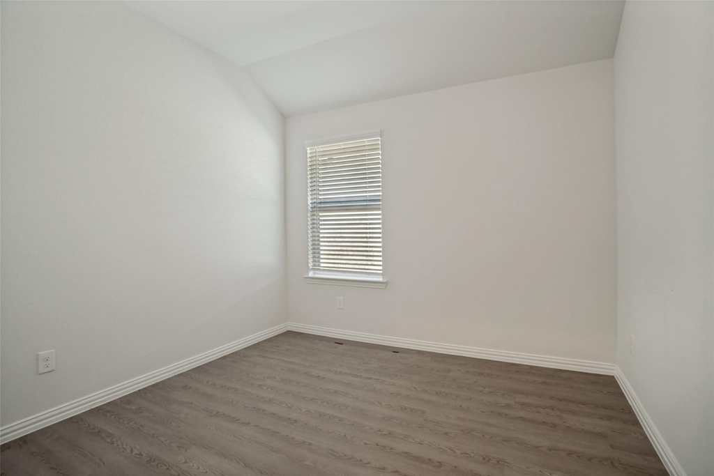 2009 Yale Street - Photo 7