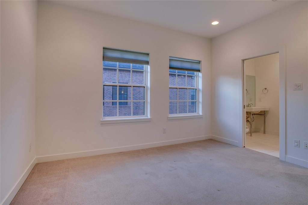 602 Finley Court - Photo 9