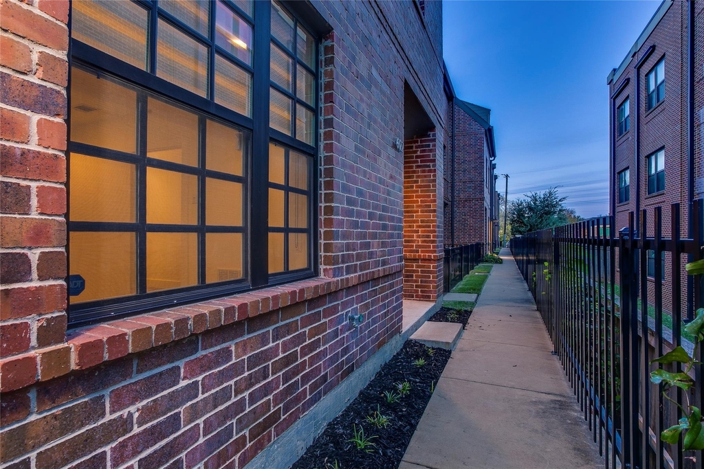 602 Finley Court - Photo 31