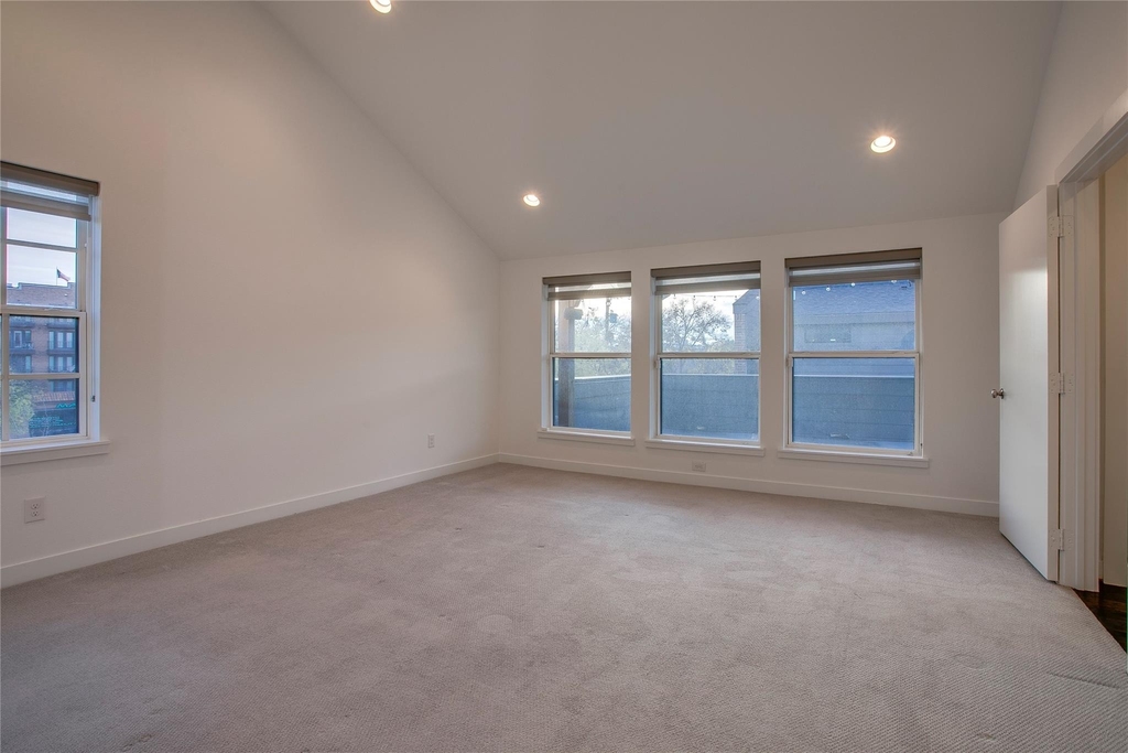602 Finley Court - Photo 24