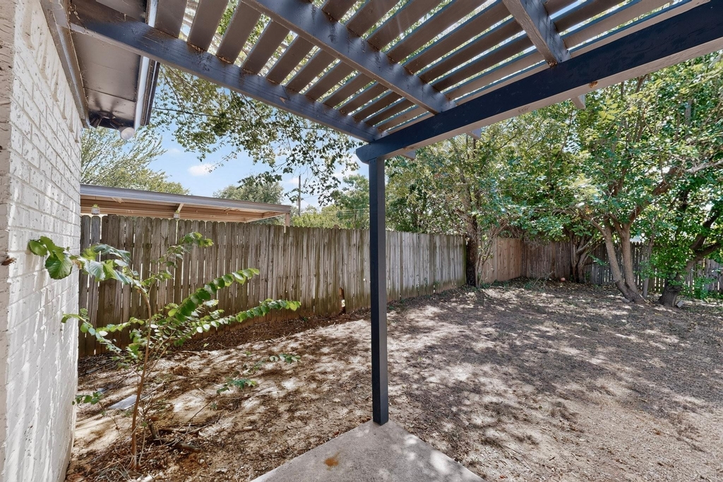 6000 Cool Springs Drive - Photo 31
