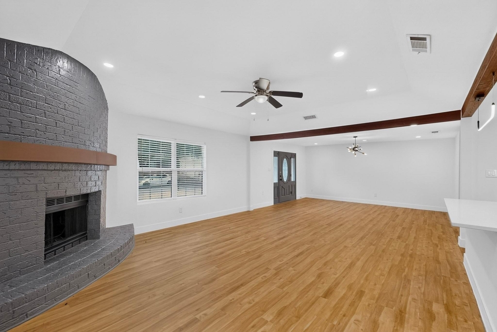 6000 Cool Springs Drive - Photo 2