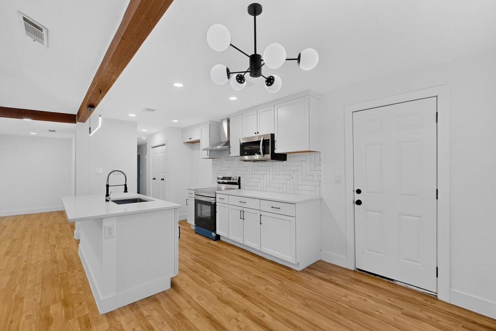 6000 Cool Springs Drive - Photo 9