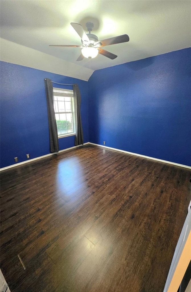 207 Julian Drive - Photo 13